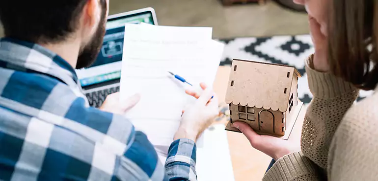 Get Professional Assistance with Assignment of Lease from Seller to Buyer in Kearns, UT